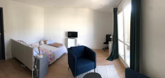 Rond Point Studio Cosy Et Central Avec Balcon Saint-Etienne  Luaran gambar