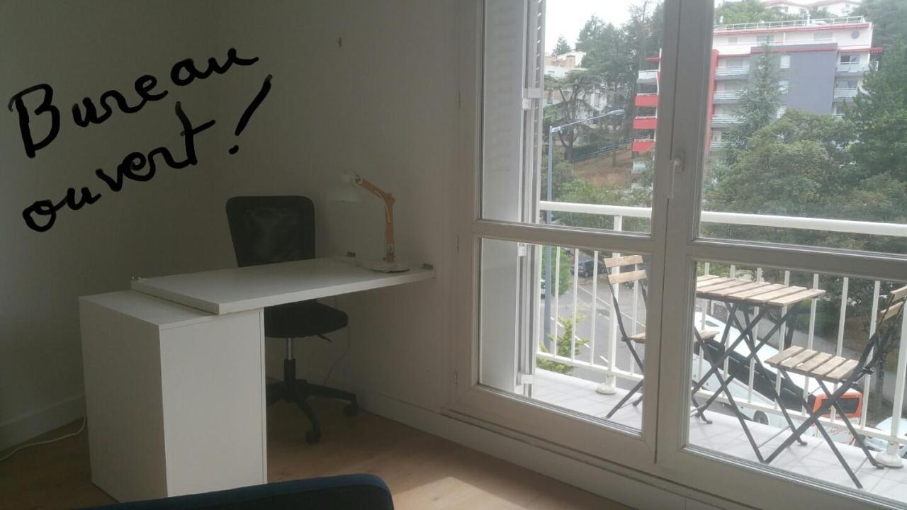 Rond Point Studio Cosy Et Central Avec Balcon Saint-Etienne  Luaran gambar